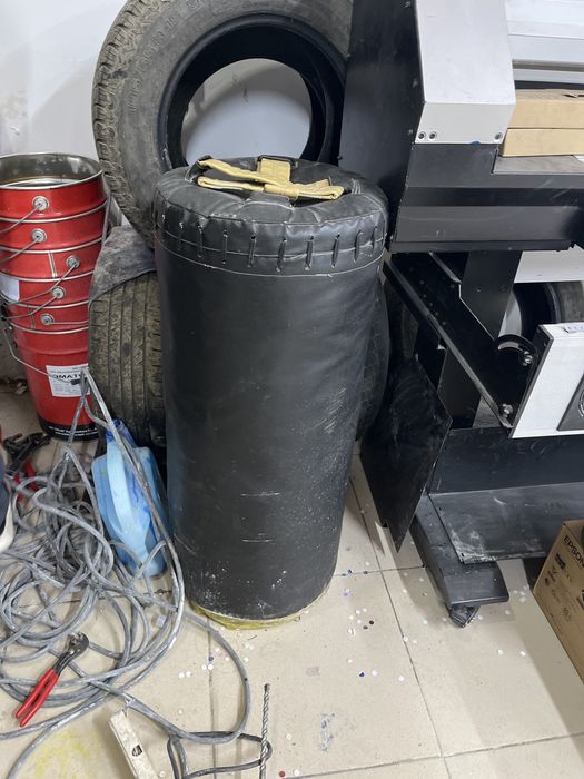 Продам боксерский мешок