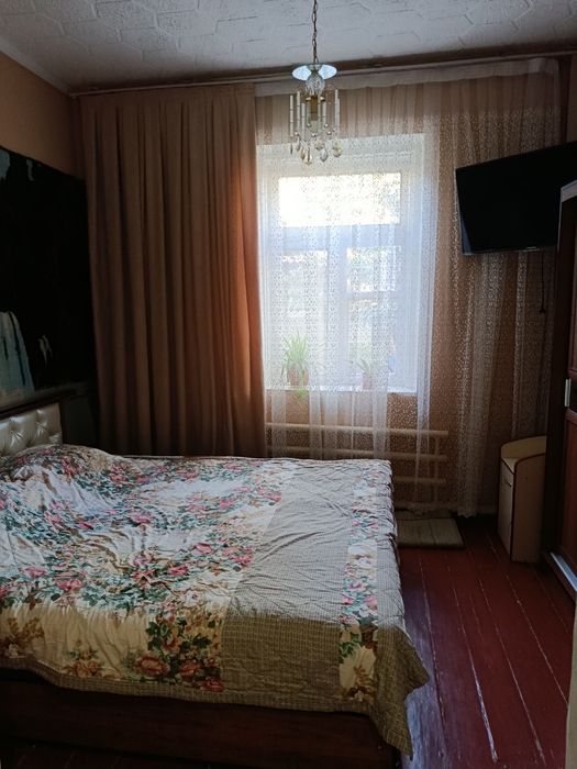 Продаётся Дом 6 ком 6 соток в Янгиюле на Терешкова