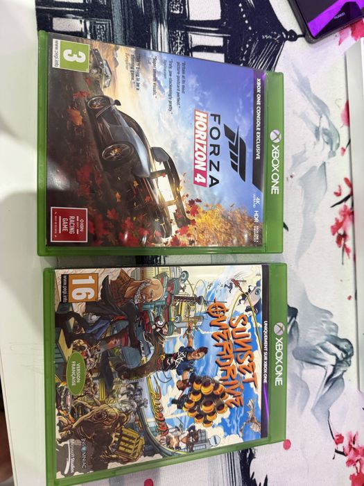 Vând jocuri xbox one s