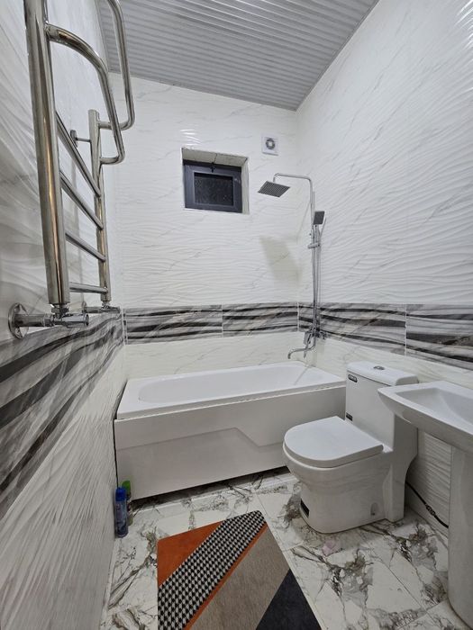 2чи бекат метро Янги дархон 2.5 суту олдида парковка