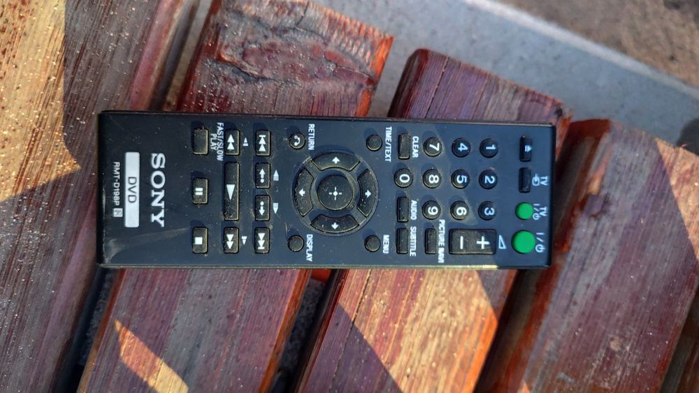 Плеер sony оригинал,с диском.