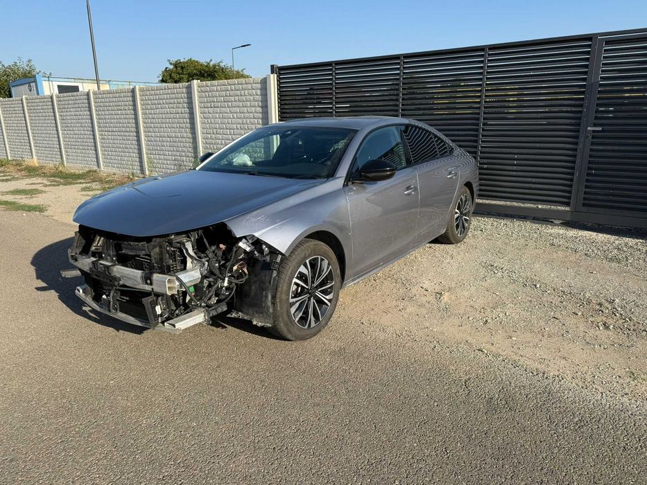 Peugeot 508 an fabricatie 2024 avariat