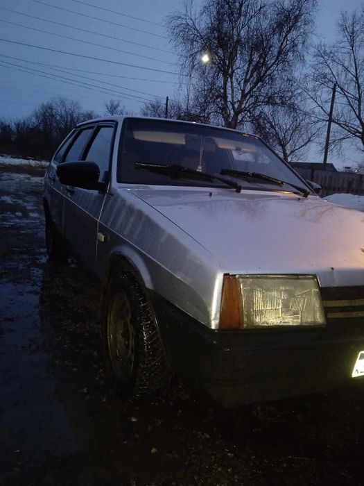 Продам 2109 на ходу .