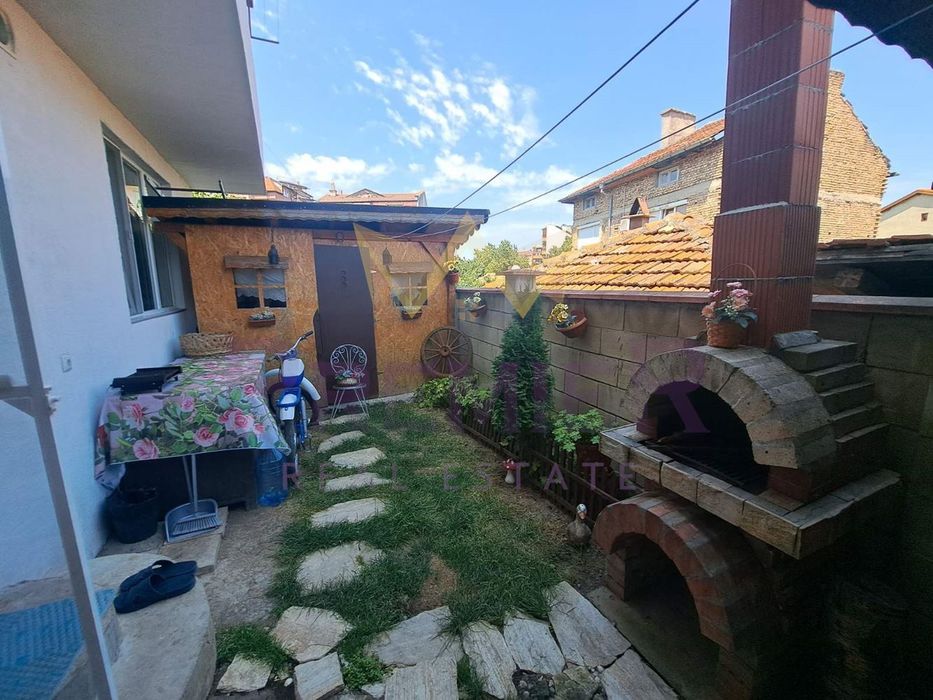 Дава се под наем Етаж от къща в Варна, Аспарухово - 60 кв.м за 398.82 € - Снимка #11