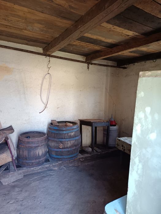 Vând casa în comuna Maeriste 2 camere