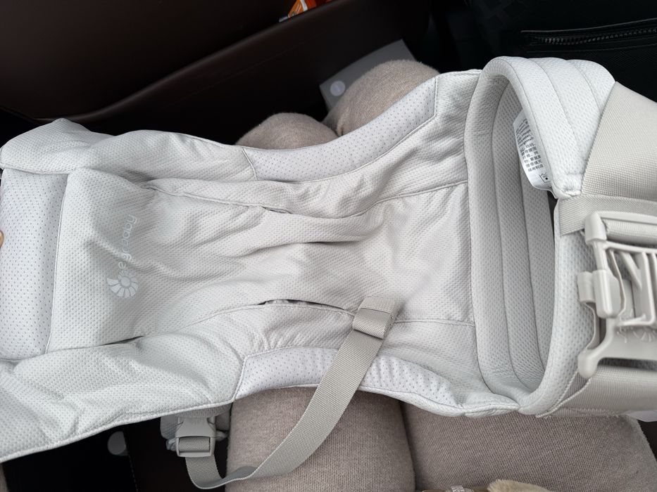 Бебешко кенгуру