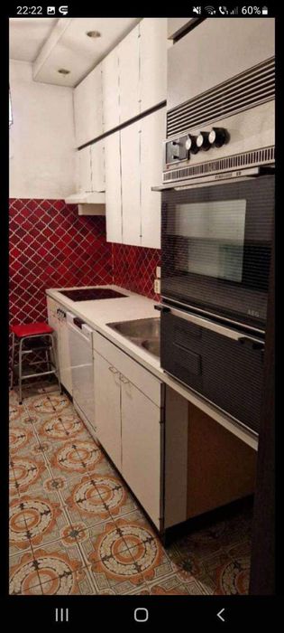 Vand mobila de bucatarie