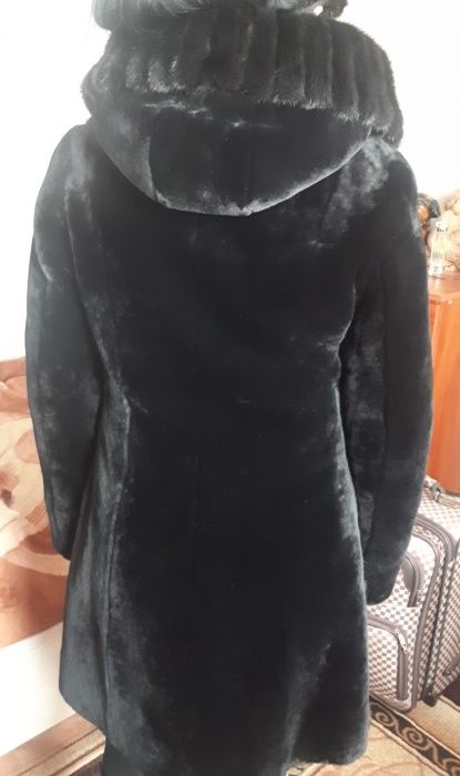 Продам шубу мутон+норка, 20 000 тг.