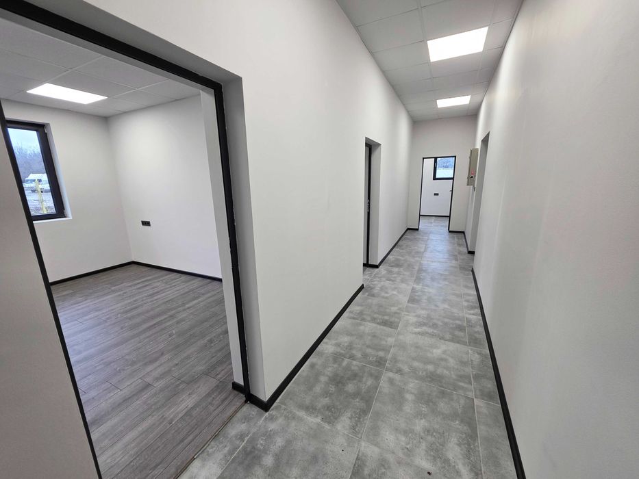 Продавам Производствена сграда в парцел два декара от Собственик