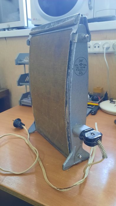 Фотоаппарат. Зенит-Е.,ФЭД-5в