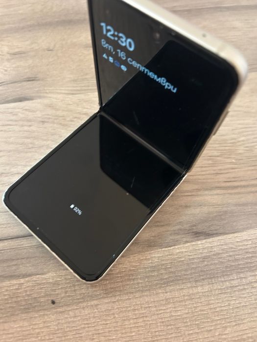 Самсунг Flip Z 3