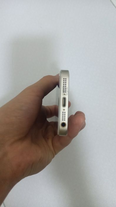 Iphone 5s золотой