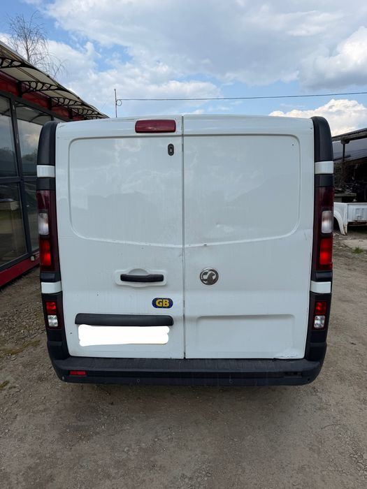 Dezmembrez Opel vivaro 1.6 r9m d452 biturbo 125 cp