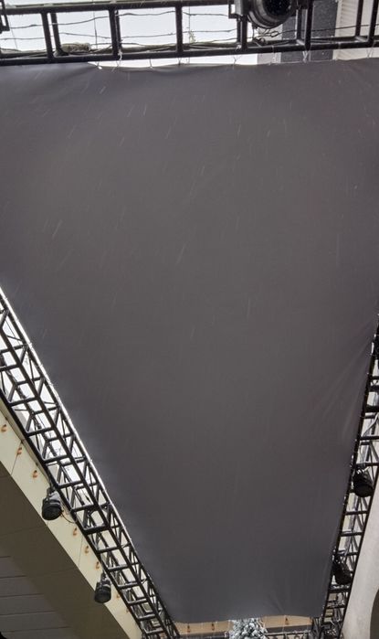 Banner ustanovka qilamiz