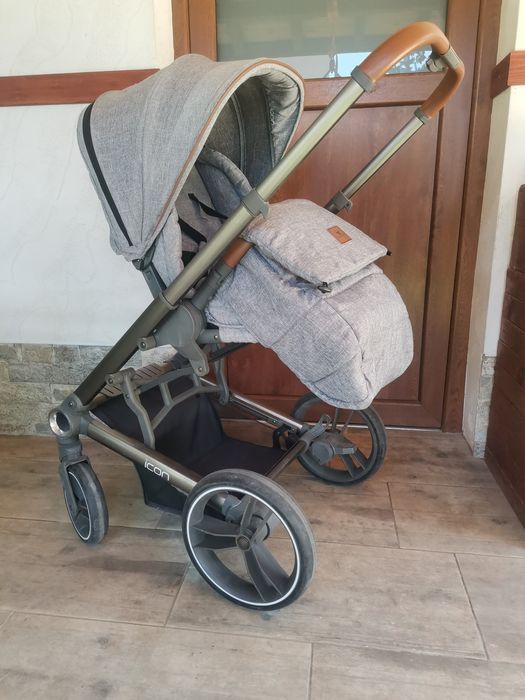 Бебешка количка CANGAROO ICON
