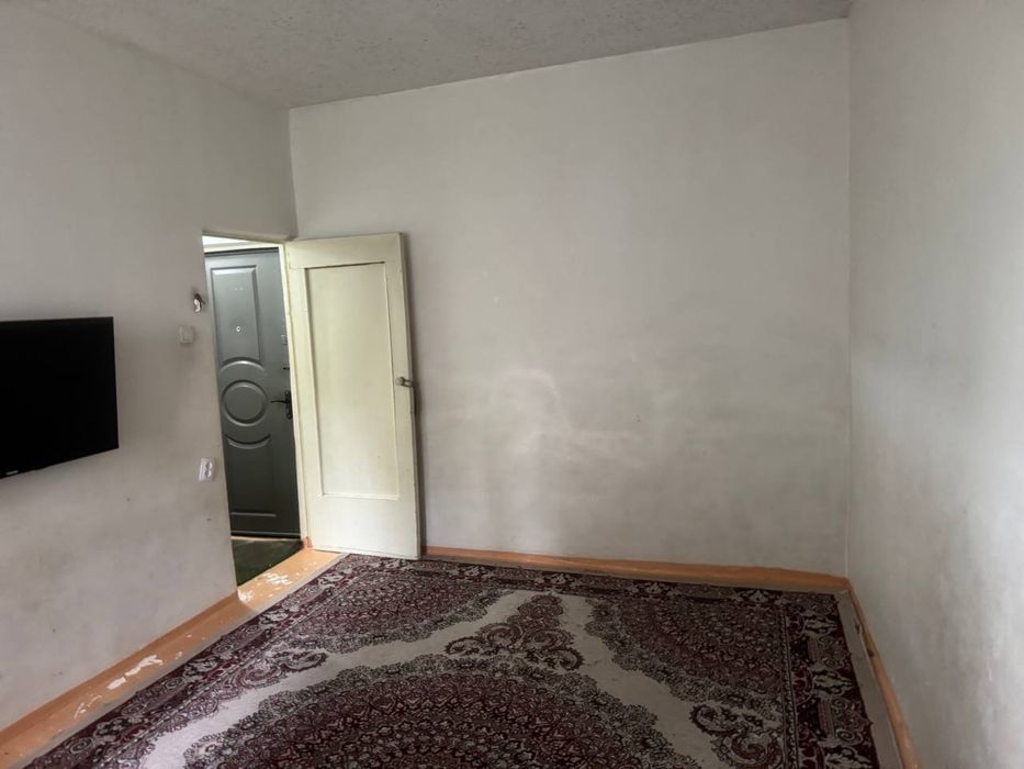 СРОЧНО ГОРИТ.  Юнусабад 4. Шохсарой.  1 комнатная