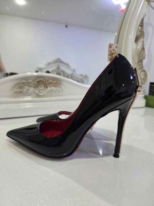 Продам туфли женские