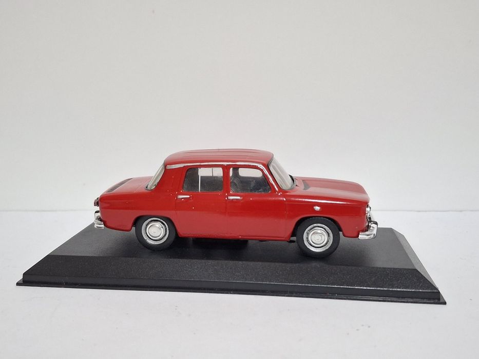 macheta dacia 1:43