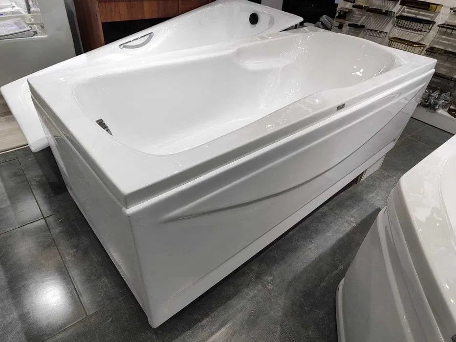 Ванны  Акриловые из ТУРЦИИ! Бренд:FORMINA Banyo.Комплект Ножки,панель.