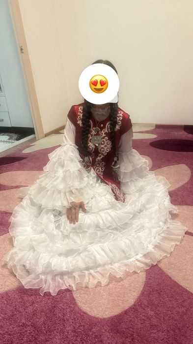 Продам национальное  платья для девочки 13-14 лет.