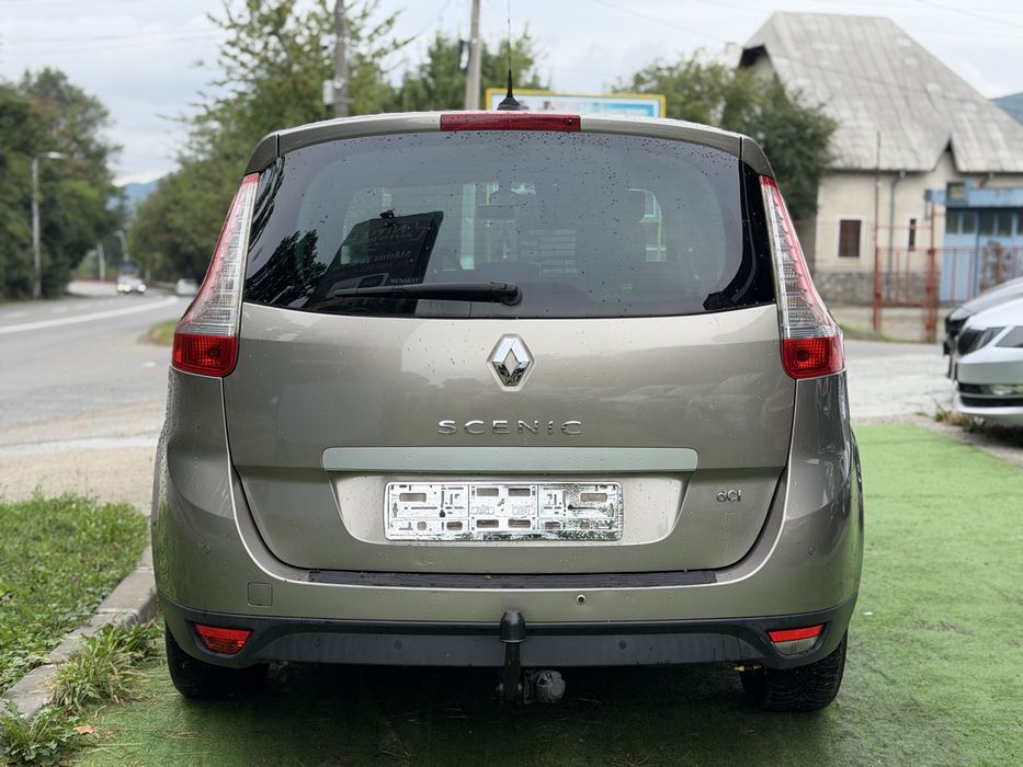 Renault Scenic si in Rate