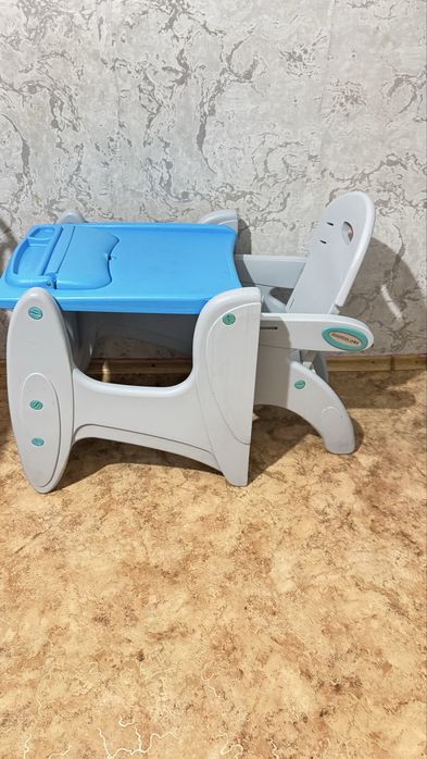 Детский стол и стул