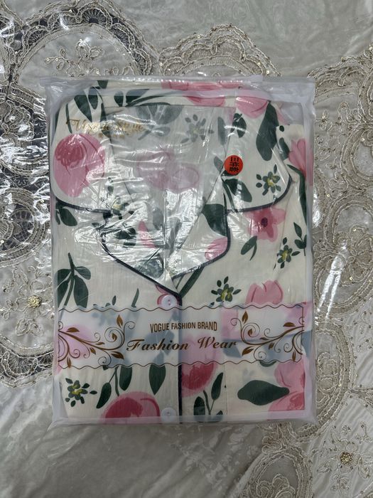 Ayollar uchun uchtalik pijama toplami
