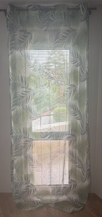 Завеса- перде за спалнята/дневната