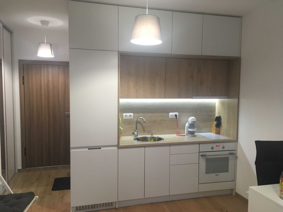 Дава се под наем Едностаен апартамент в София, Малинова долина - 35 кв.м за 300 € - Снимка #2