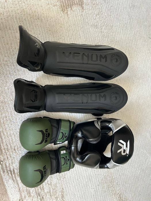 Перчатка(черепеха),шлем,футы для ног