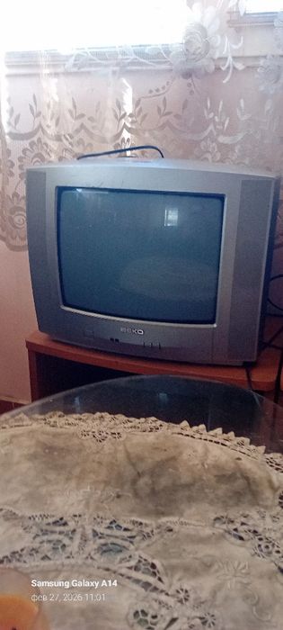 Продава телевизори