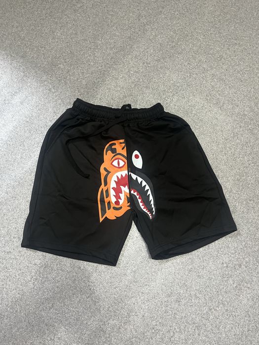 Футболки и шорты  Bape/Бэйп