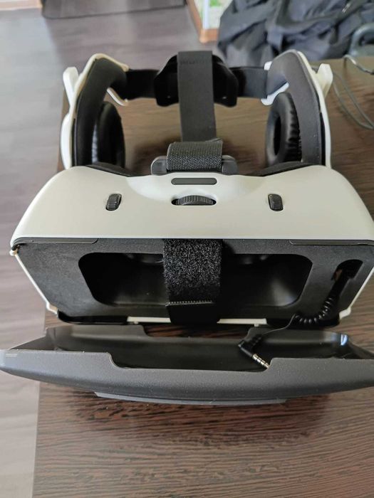 VR-очки новые (не шлем)