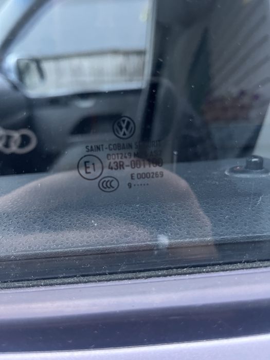 Volkswagen Caravela T5 rest