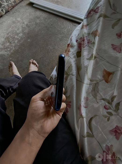 Xiaomi Redmi 8 srochni sotiladi