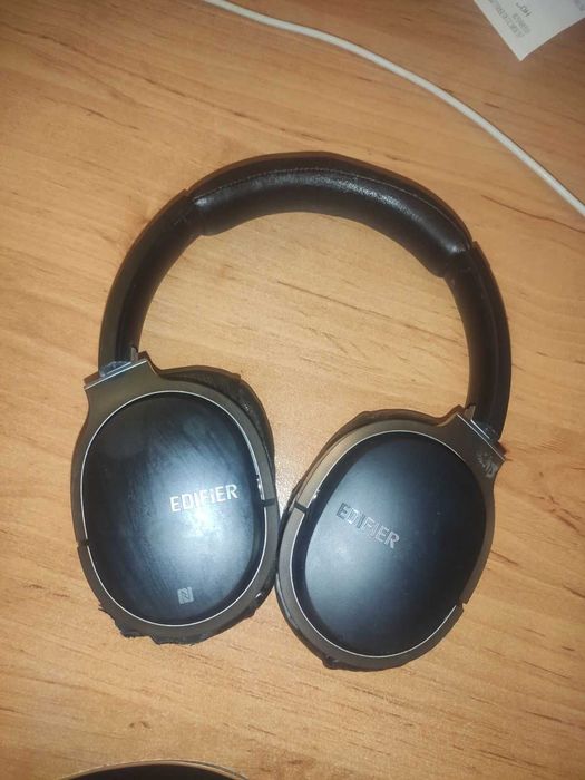 Edifier W860NB - безжични Bluetooth слушалки