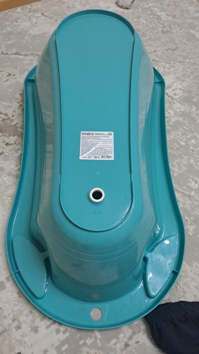 Ванна детская бирюзовая