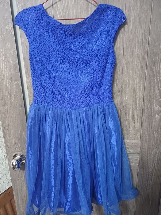 Продам платье  нарядное