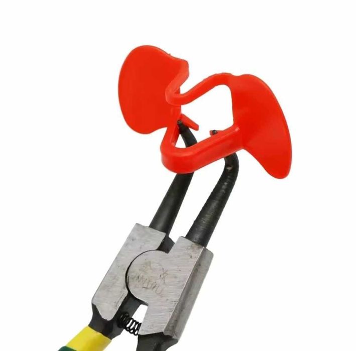 Ochelari pentru gaini