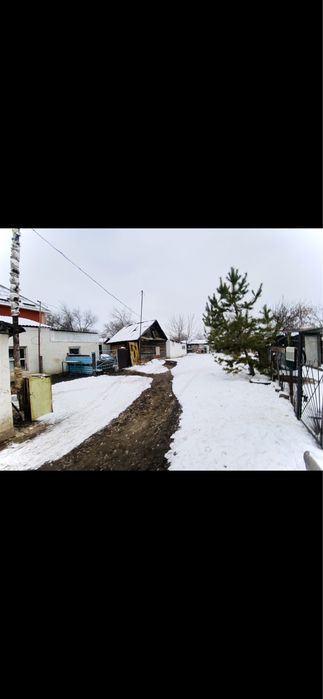 2 комнаталык уй сатылады