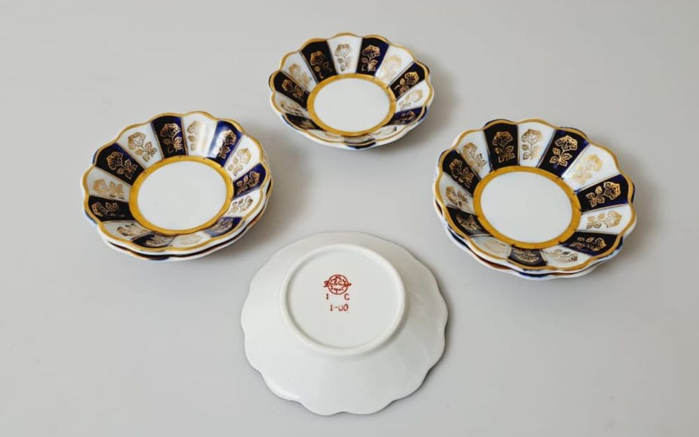 Набор десертных тарелок