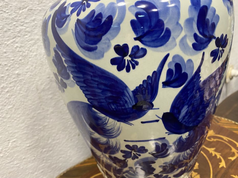 Голяма порцеланова ваза от белгия