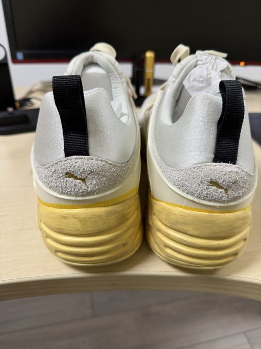 Adidasi Puma noi Masura 45