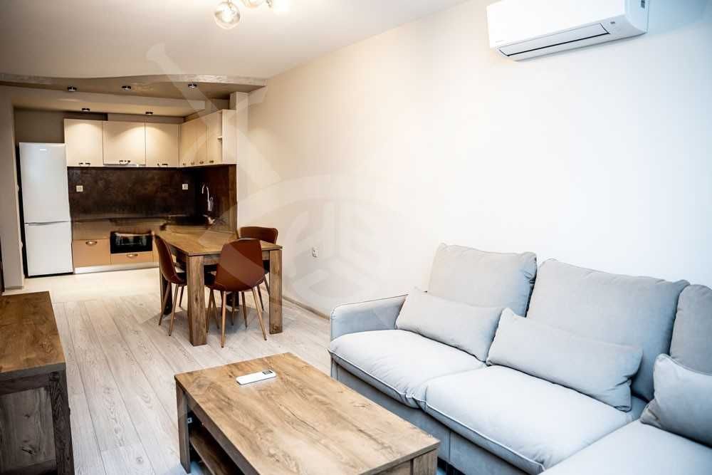 Дава се под наем Двустаен апартамент в Пловдив, Кючук Париж - 56 кв.м за 400 € - Снимка #1