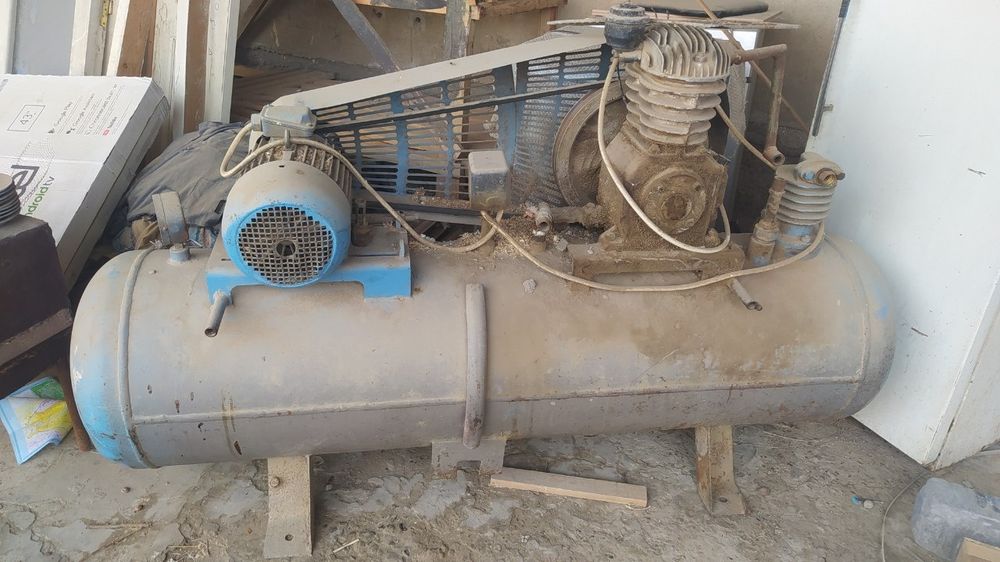 Фуган 1000$. Компрессор 500$ рейсмус  800 $