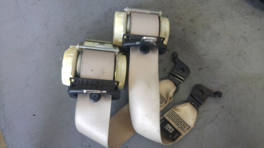 set centuri sigurante spate bmw serie 5 f10 f11 33061262d