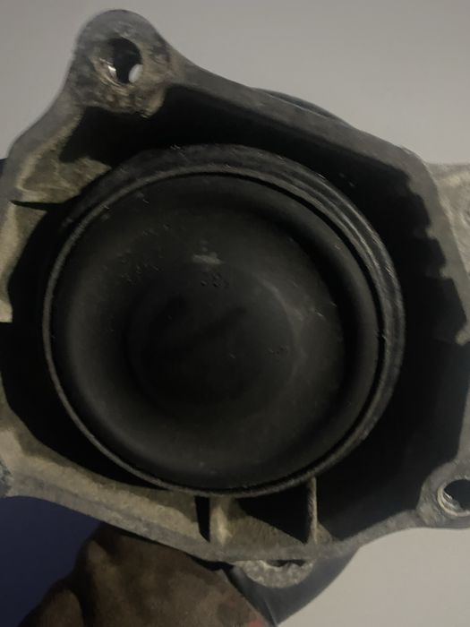 Tampoane motor bmw F30,31 f36