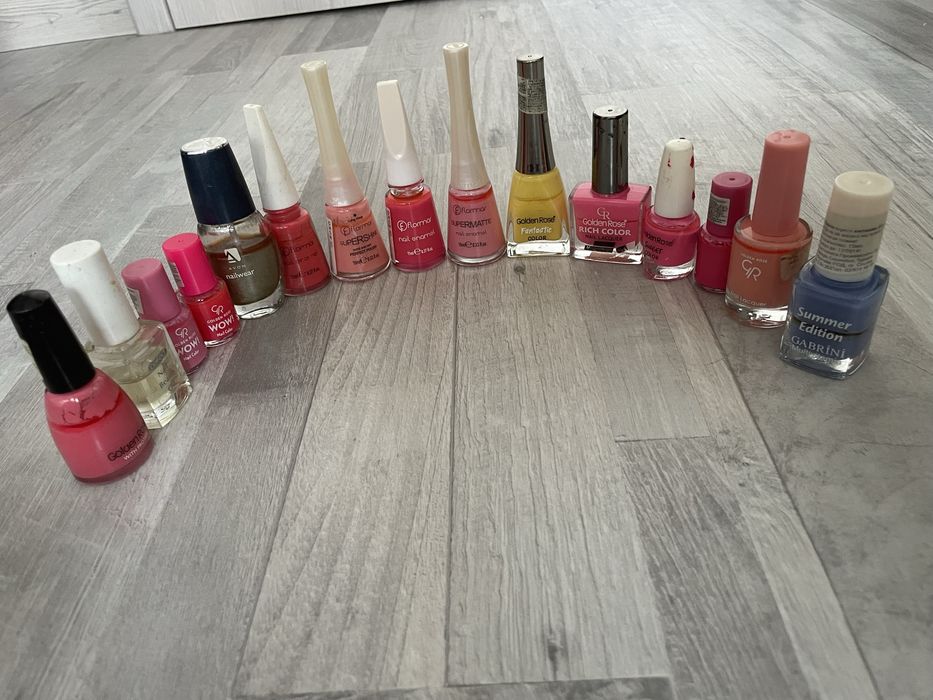 Лакове много цветове