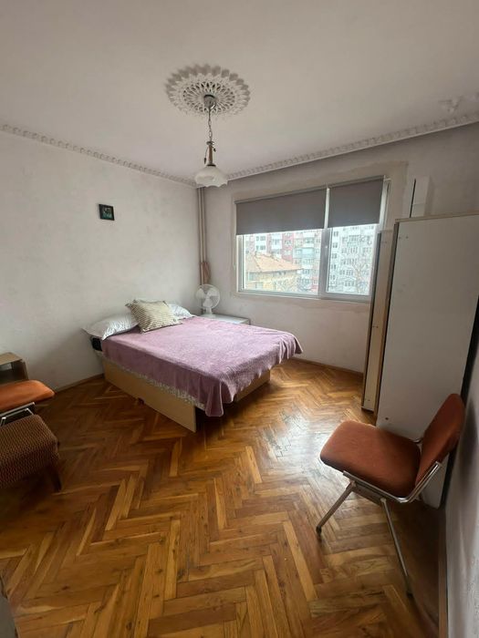 Дава се под наем Двустаен апартамент в Варна, Левски - 70 кв.м за 348.84 € - Снимка #3