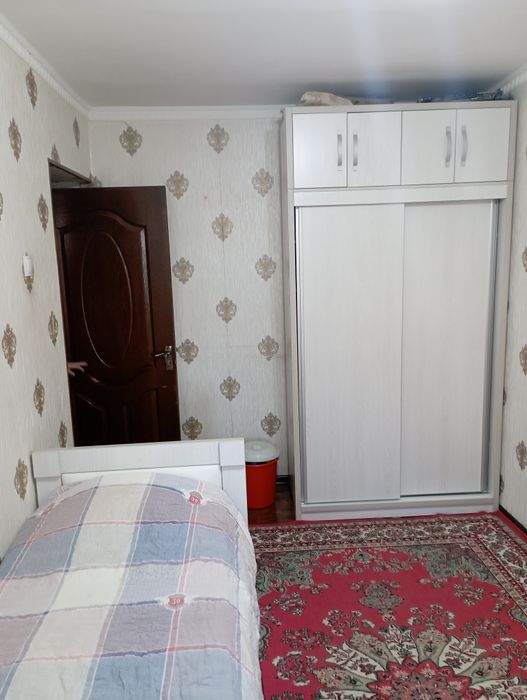 Продаем свою 4х комнатную квартиру..